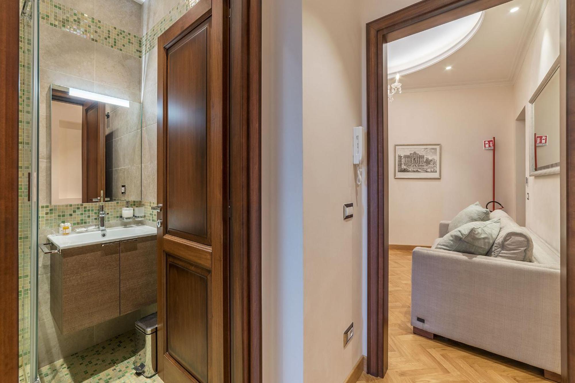 900 Emilia/corte Apartment *